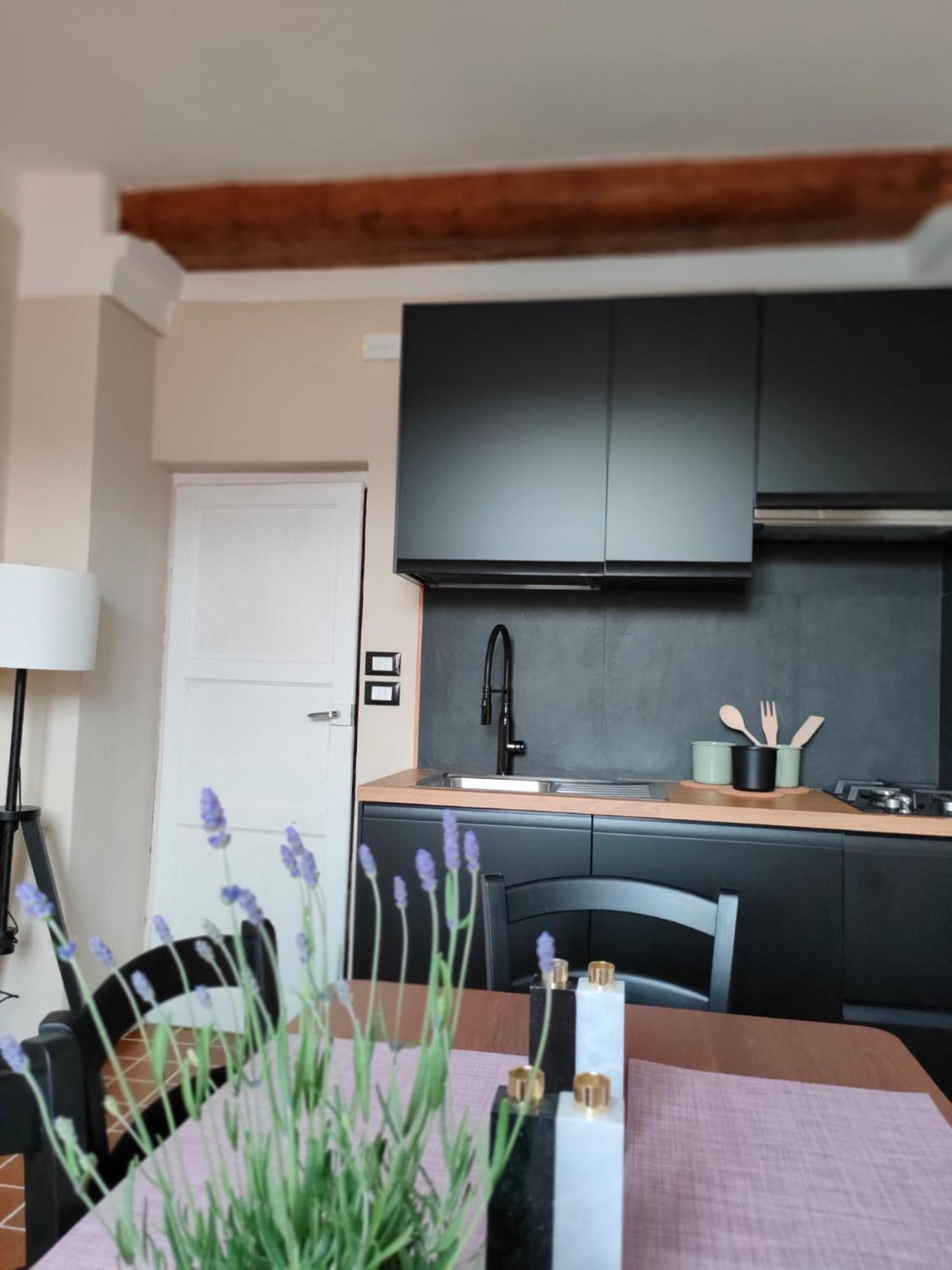 Molo27 Apartment Genoa Bagian luar foto